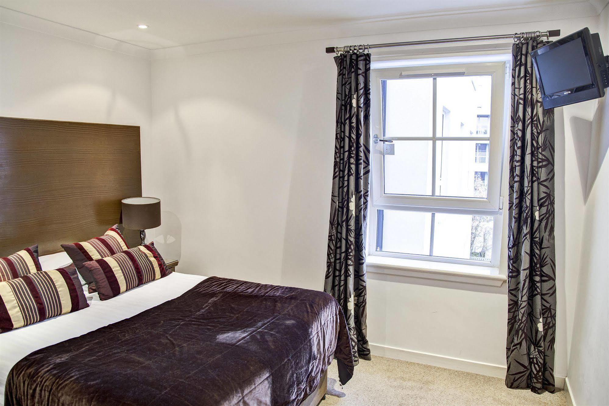 Fountain Court Apartments - Grove Executive EDI Eksteriør bilde